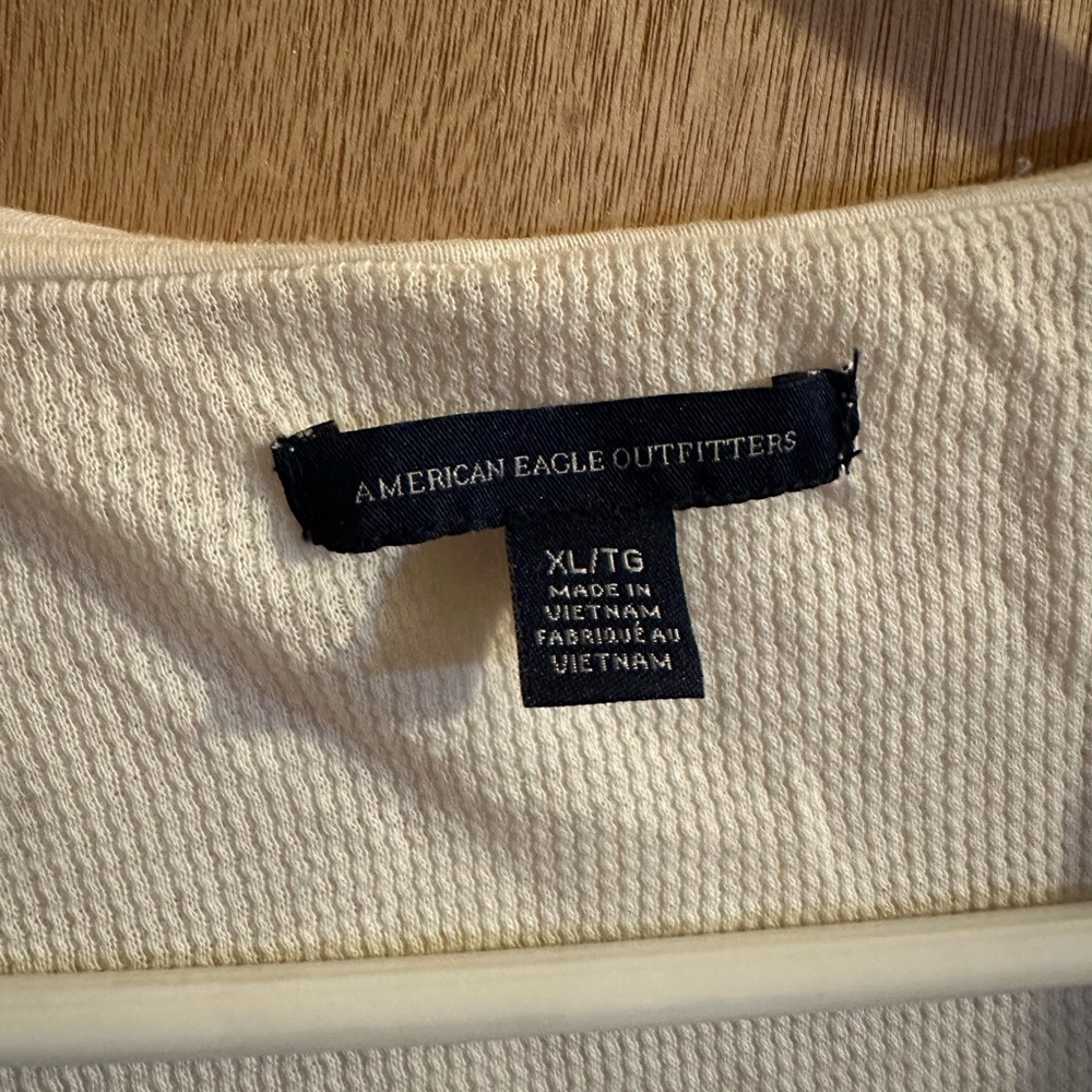 American Eagle Outfitters Cream Cardigan - Picture 4 of 4